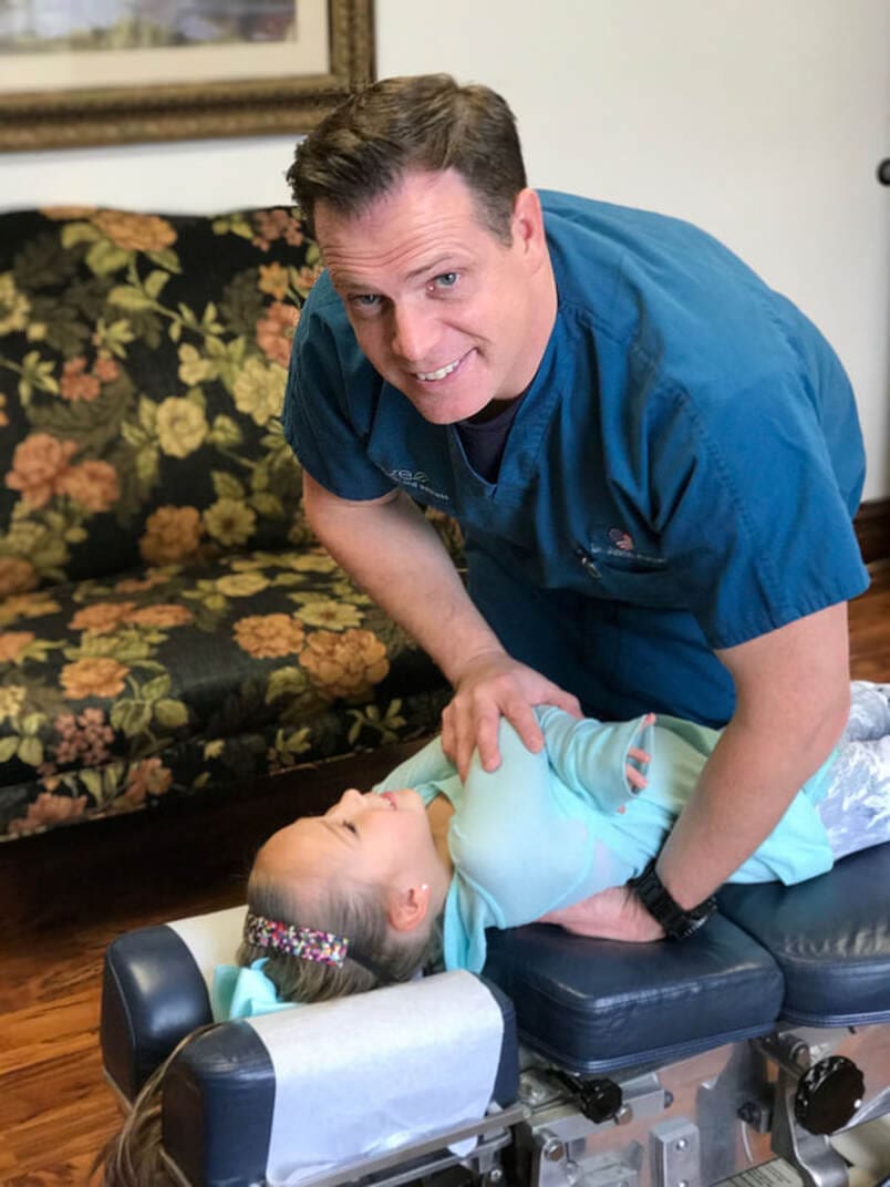 meetdrjustinhuntertopratedchiropractornapervillechildrenteenssportsinjuries5